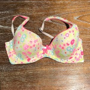 Victoria’s Secret Bra